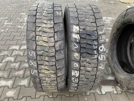 Opony używane do ciężarówki 295/60R22.5 BIEŻNIKOWANA TYP BRIDGESTONE R-DRIVE 002 / 12-13mm