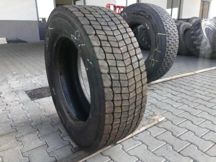  Opona używana do ciężarówki 295/60R22.5 BIEŻNIKOWANA TYP CONTINENTAL HD HYBRID / 14-16mm