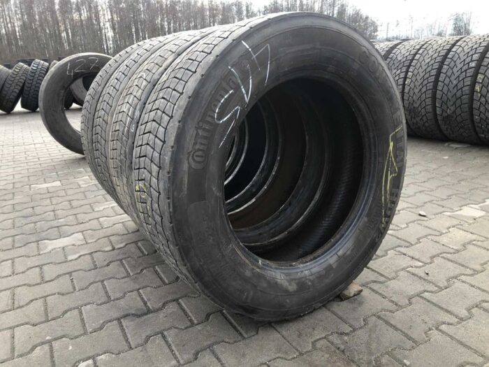 Opony używane do ciężarówki 295/60R22.5 BIEŻNIKOWANA TYP CONTINENTAL HD HYBRID / 10mm