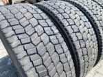 Opony używane do ciężarówki 295/60R22.5 BIEŻNIKOWANA RECAMIC TYP MICHELIN XW4S / 12-15mm