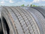 Opony używane do ciężarówki 295/60R22.5 BIEŻNIKOWANA TYP MICHELIN XZU3 / 17-19mm