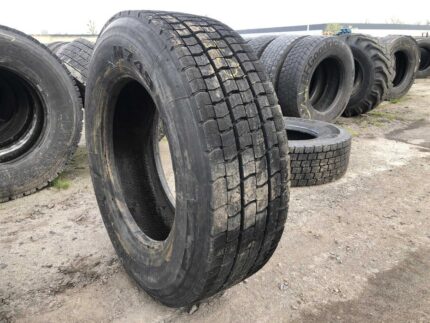  Opona używana do ciężarówki 315/60R22.5 BIEŻNIKOWANA TYP CONTINENTAL HDR / 15-17mm