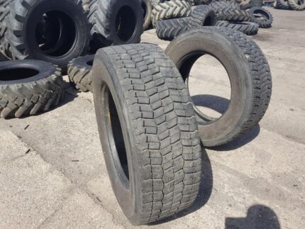  Opony używane do ciężarówki 315/60R22.5 BIEŻNIKOWANA TYP MICHELIN XW4S / 11-12mm