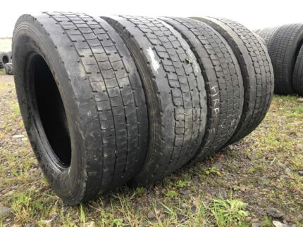  Opony używane do ciężarówki 315/60R22.5 DUNLOP SP444 / 7-9mm