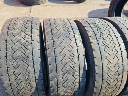 Opony używane do ciężarówki 315/60R22.5 DUNLOP SP446 / 6mm