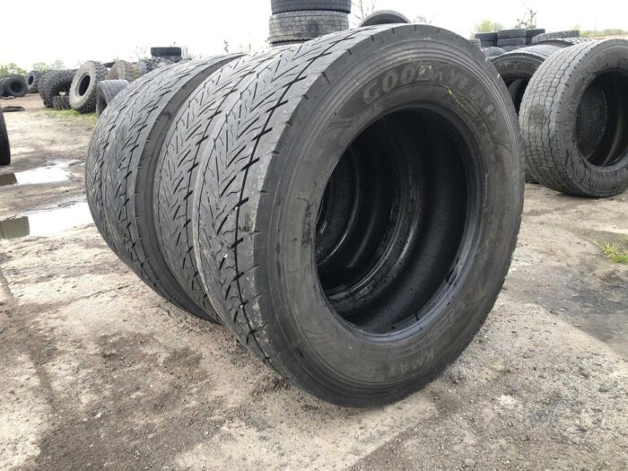 Opony używane do ciężarówki 315/60R22.5 GOODYEAR KMAX D / 7-9mm