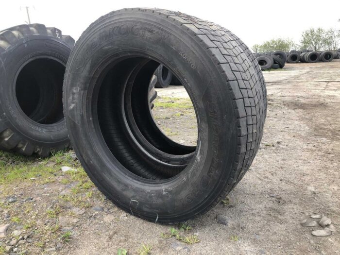 Opony używane do ciężarówki 315/60R22.5 HANKOOK SMART FLEX DH31 / 7-10mm
