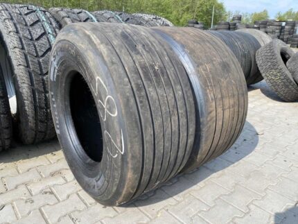 Opony używane do ciężarówki 435/50R19.5 PIRELLI ST:01 NEVERENDING ENERGY / 8-10mm