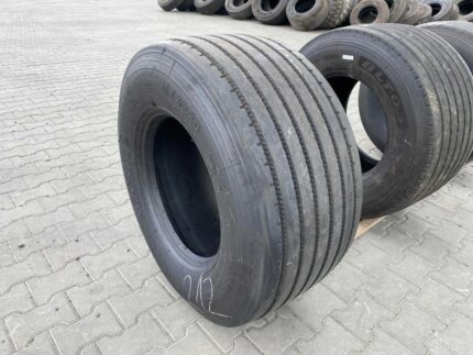 Opona używana do ciężarówki 435/50R19.5 MAXX MT3220 / 11mm