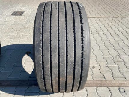 Opona używana do ciężarówki 435/50R19.5 KRONE KR711 / 100% BIEŻNIKA