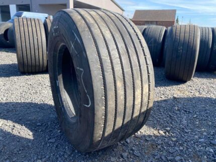  Opona używana do ciężarówki 435/50R19.5 KRONE KR711 / 10mm