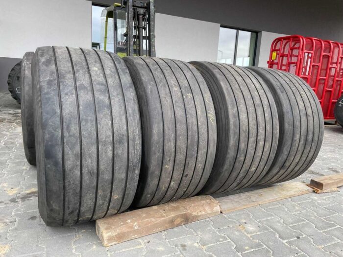 Opony używane do ciężarówki 435/50R19.5 OPONY POGŁĘBIANE CIĘŻAROWE NACZEPA MEGA