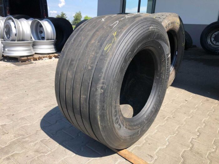 Opona używana do ciężarówki 435/50R19.5 GOODYEAR REGIONAL RHT II / 5-6mm