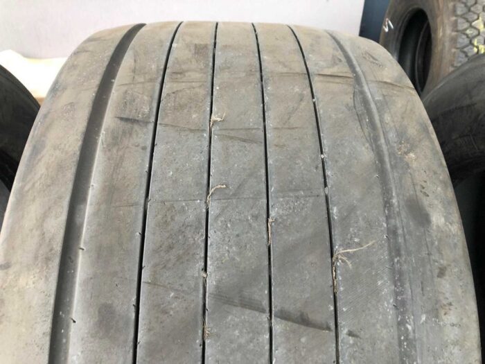 Opona używana do ciężarówki 435/50R19.5 GOODYEAR MARATHON LHT II / 7-8mm