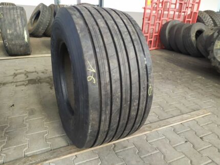  Opona używana do ciężarówki 435/50R19.5 GOODYEAR MARATHON LHT + / 11-12mm