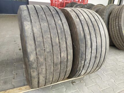  Opony używane do ciężarówki 435/50R19.5 GOODYEAR KMAX T / 6-7mm