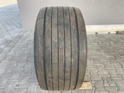 Opona używana do ciężarówki 435/50R19.5 GOODYEAR FUEALMAX T / 8-9mm