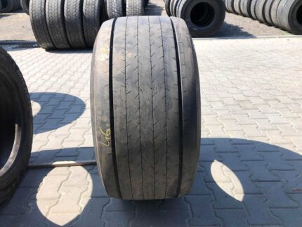  Opona używana do ciężarówki 435/50R19.5 GOODYEAR FUEALMAX T / 10mm