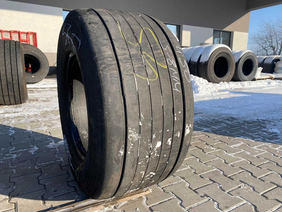 Opona używana do ciężarówki 435/50R19.5 GOODYEAR FUELMAX T / 5-8mm Opona używana do ciężarówki 435/50R19.5 GOODYEAR FUELMAX T / 5-8mm