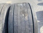 Opony używane do ciężarówki 435/50R19.5 GOODYEAR FUELMAX T / 8-10mm