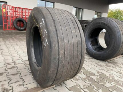  Opona używana do ciężarówki 435/50R19.5 GOODYEAR FUELMAX T / 7-8mm