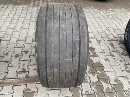 Opona używana do ciężarówki 435/50R19.5 GOODYEAR FUELMAX T / 7-8mm