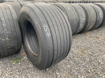  Opona używana do ciężarówki 435/50R19.5 GOODYEAR FUELMAX T / 8-9mm