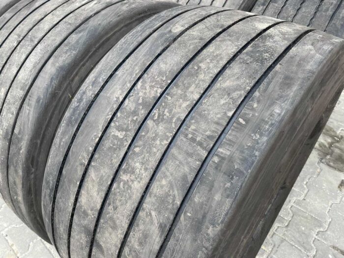 Opony używane do ciężarówki 435/50R19.5 OPONY POGŁĘBIANE NACZEPA MEGA