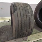  Opona używana do ciężarówki 435/50R19.5 DUNLOP SP252 / 5-6mm