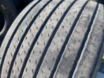 Opona używana do ciężarówki 435/50R19.5 DUNLOP SP252 / 9-10mm