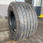  Opona używana do ciężarówki 435/50R19.5 DUNLOP SP247 / 8-9mm