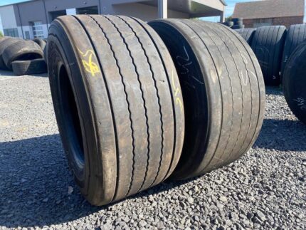  Opony używane do ciężarówki 435/50R19.5 CONTINENTAL CONTI HYBRID HT3 / 7-8mm