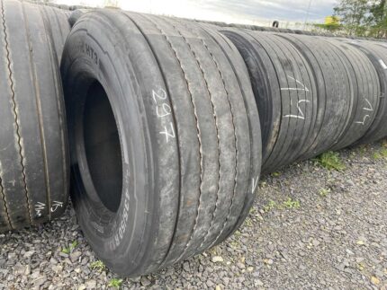  Opona używana do ciężarówki 435/50R19.5 CONTINENTAL CONTI HYBRID HT3 / 10-11mm