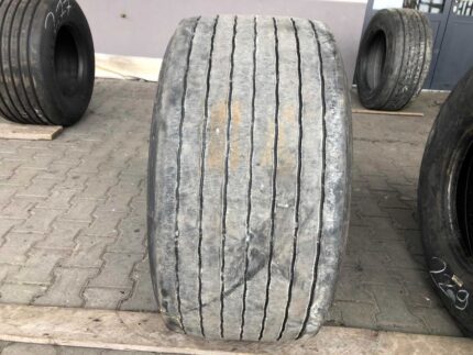 Opona używana do ciężarówki 435/50R19.5 AEOLUS HN829 / 5-6mm