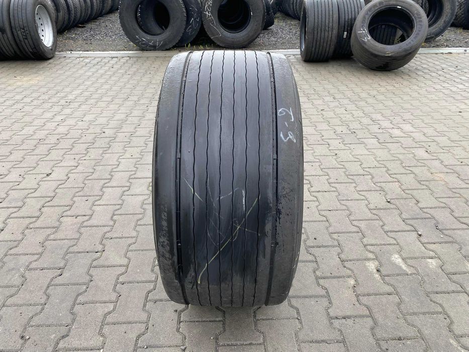 Opona używana do ciężarówki 435/50R19.5 BIEŻNIKOWANA TYP MICHELIN XLINE ENERGY T / 6-9mm Opona używana do ciężarówki 435/50R19.5 BIEŻNIKOWANA TYP MICHELIN XLINE ENERGY T / 6-9mm