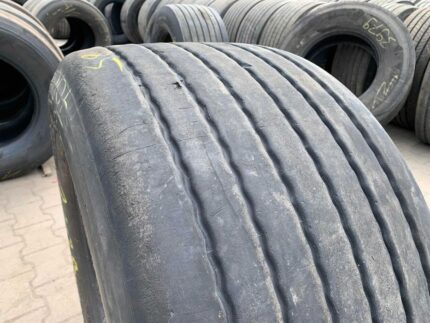 Opona ciężarowa 445/45R19.5 KUMHO KLT01+ / 8-9mm