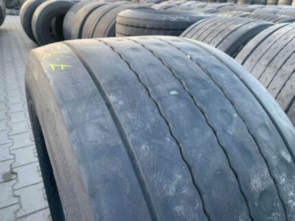 Opona ciężarowa 445/45R19.5 CONTINENTAL CONTI HYBRID HT3 / 7-9mm