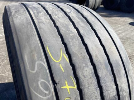 Opona ciężarowa 445/45R19.5 BARUM BT200 ROAD / 5-7mm