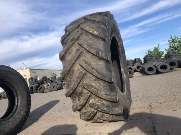 Opona rolnicza  710/70R42 MITAS SFT / 80% bieżnika