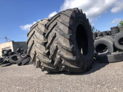  Opona rolnicza   600/70R30 TRELLEBORG TM900 / 80% bieżnika