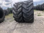 Opona przemysłowa  400/70-20 16/70-20 BKT CONSTAR / 70% bieżnika