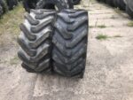 Opona przemysłowa  400/70-20 16/70-20 BKT CONSTAR / 70% bieżnika