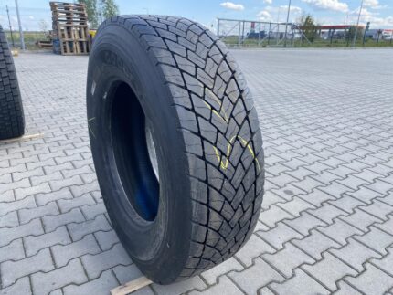 Opona ciężarowa  315/70R22.5 BIEŻNIKOWANA TYP GOODYEAR KMAX D / 100% Bieżnika