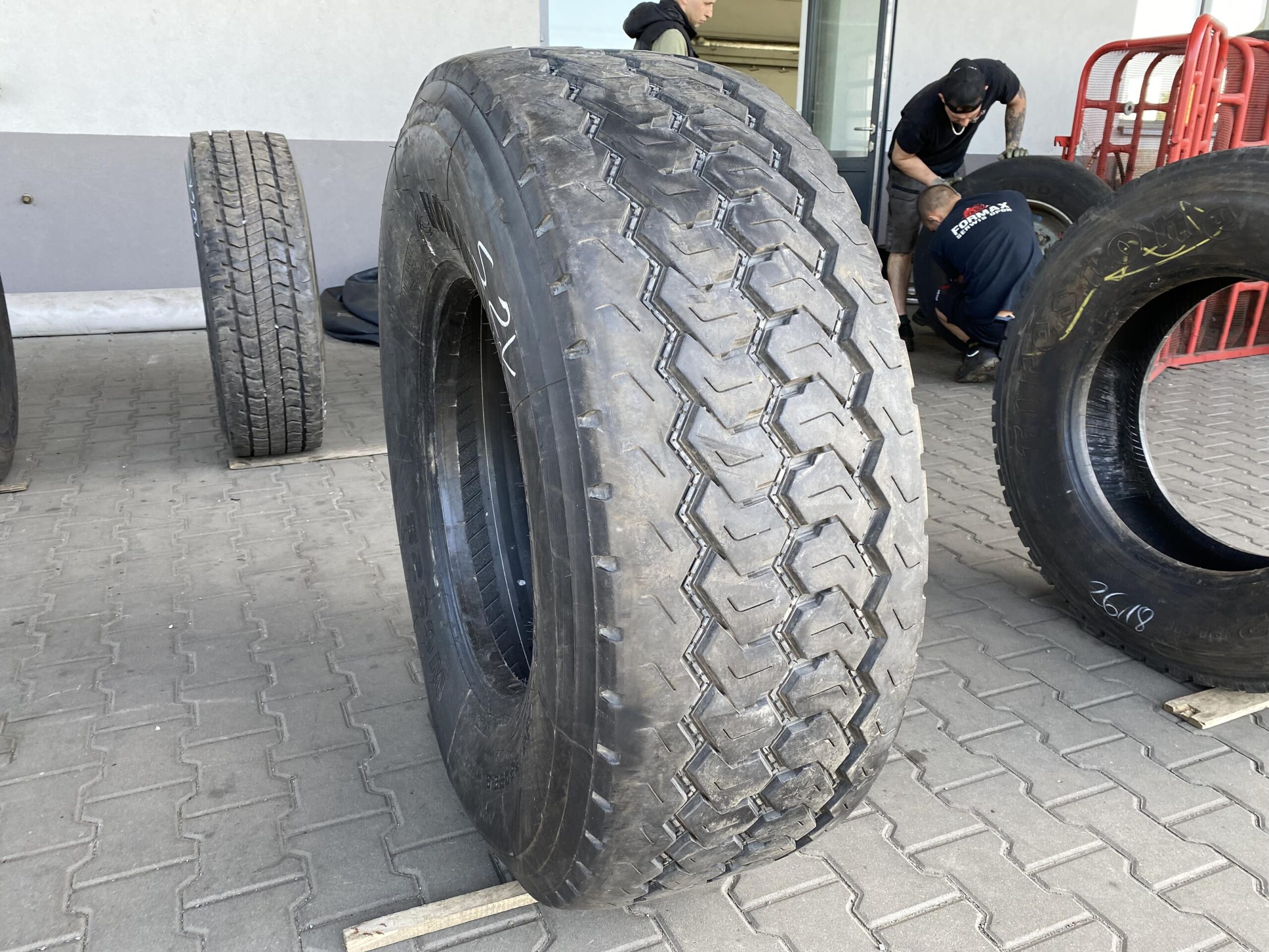 Opona ciężarowa 425/65R22.5 WINDPOWER WGC28 / 13-14mm Opona ciężarowa 425/65R22.5 WINDPOWER WGC28 / 13-14mm