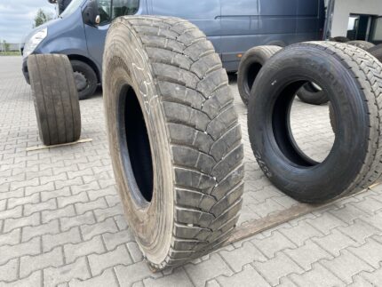  Opona ciężarowa  13R22.5 BRIDGESTONE M-DRIVE 001 / 13-16mm