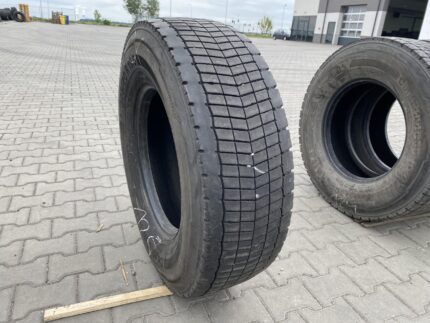  Opona ciężarowa  305/70R19.5 CONTINENTAL CONTI HYBRID HD3 / 11-12mm