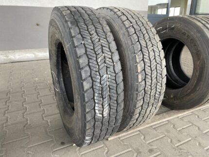  Opony ciężarowe  9.5R17.5 HANKOOK SMART FLEX DH35 / 10-12mm