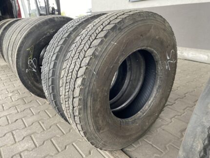 Opony ciężarowe  9.5R17.5 HANKOOK SMART FLEX DH35 / 10-12mm