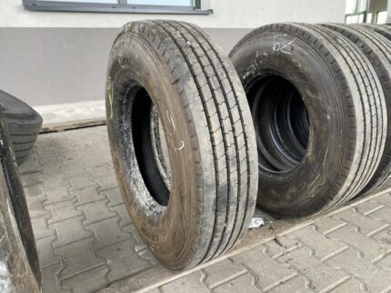  Opona ciężarowa  9.5R17.5 WESTLAKE CR950 / 13mm