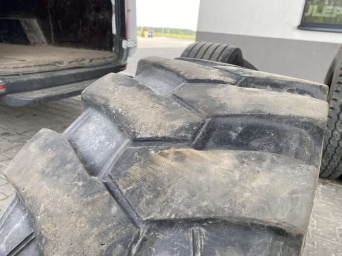 Opona przemysłowa do koparek 315/70R22.5 DELCORA SGX-1 / KOPARKA